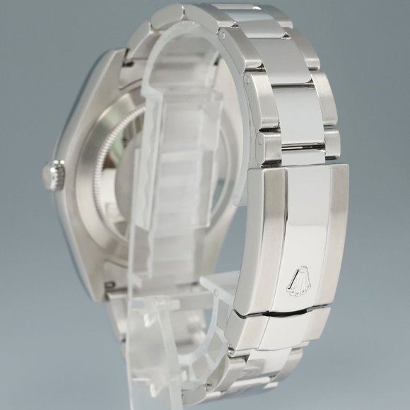 Mint! Rolex Blue Arabic 41mm Men's Watch - Picture 7 of 7